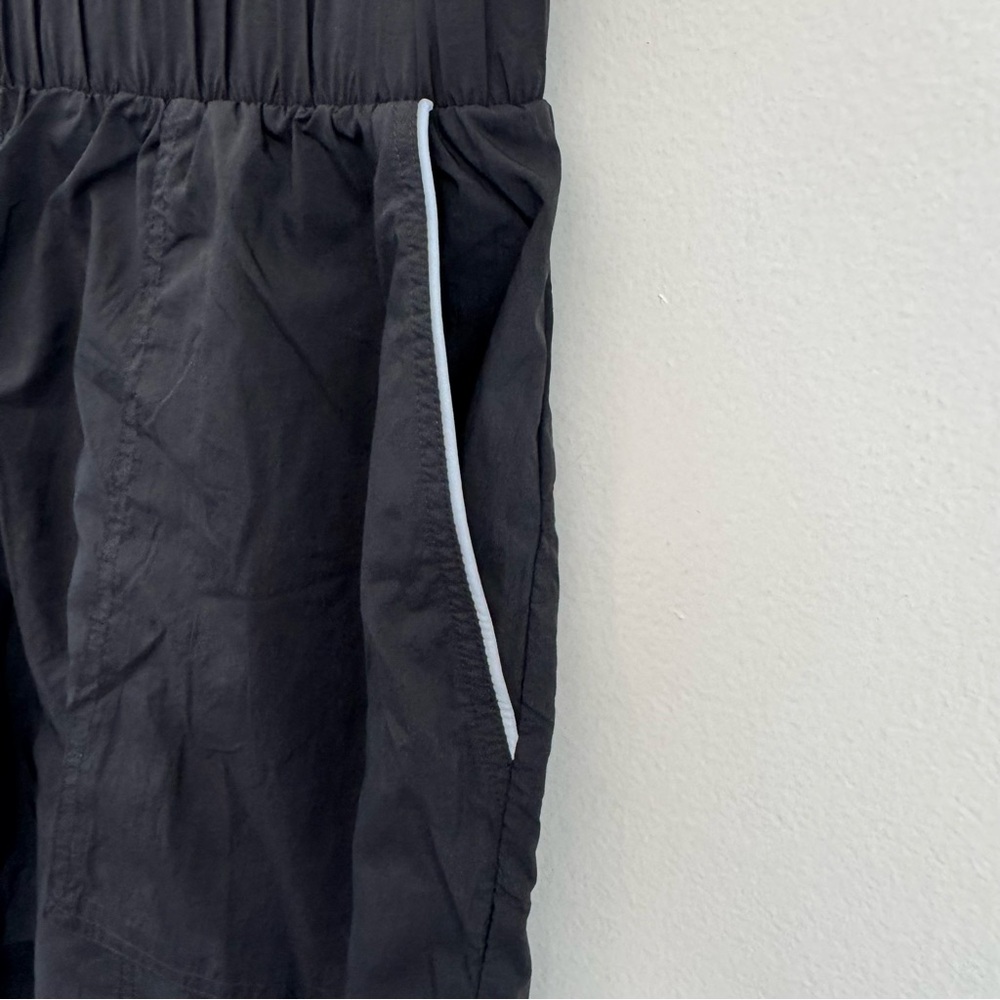 Fabletics Ultra High-Waisted Piped Nylon Shorts Black Size XL NEW - Picture 5 of 15